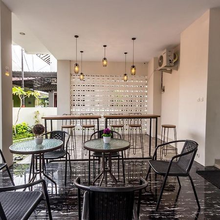 Auberge de jeunesse Omah Manis à Yogyakarta Extérieur photo