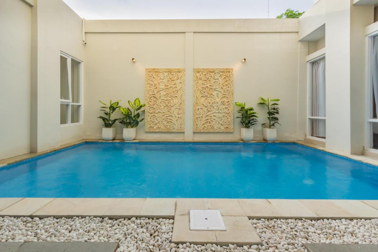 Auberge de jeunesse Omah Manis à Yogyakarta Extérieur photo